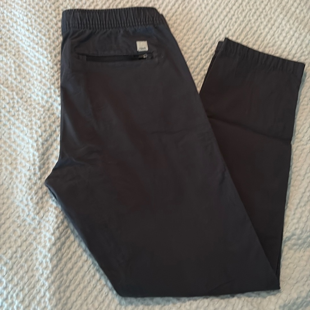 Vuori charcoal grey Ripstop pants, medium